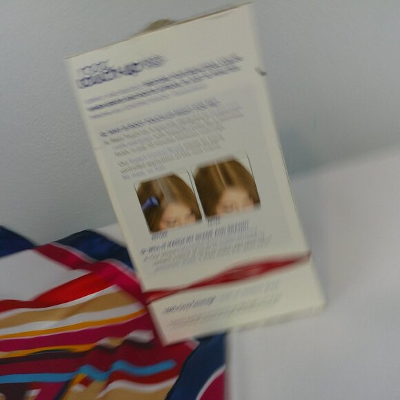 NIB Clairol Nice'n Easy Root Touch-Up Permanent Hair Color 6 Light Brown - Picture 3 of 6